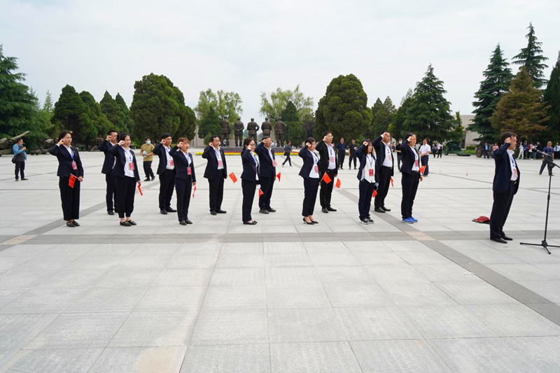 選煤公司黨支部舉行“學黨史淬煉修養”2.png 選煤公司黨支部舉行“學黨史淬煉修養”2.png