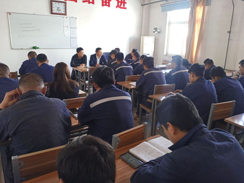 用敬業演繹別樣的“勞動美”1.png 用敬業演繹別樣的“勞動美”1.png