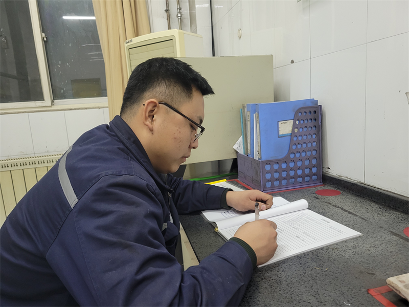 神木分公司:別樣中秋的畫面依然美麗-2.png 神木分公司:別樣中秋的畫面依然美麗-2.png