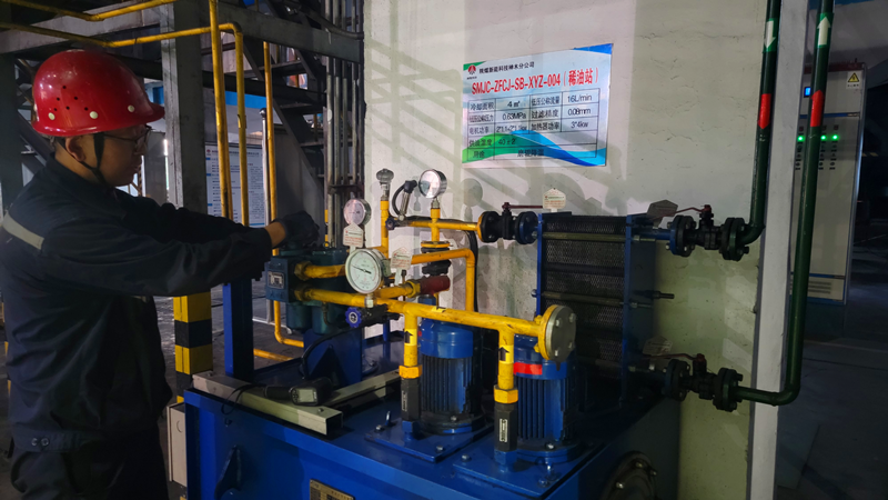 神木分公司水煤漿廠:鏡頭下的檢修人-2.png 神木分公司水煤漿廠:鏡頭下的檢修人-2.png