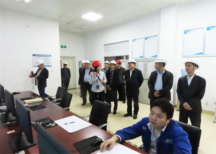 寧德市政協副主席王代忠到福建陜科公司調研指導.png