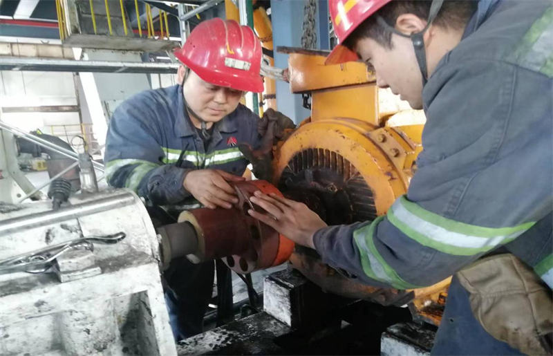 選煤公司:元旦我在崗 安全我守護.png 選煤公司:元旦我在崗 安全我守護.png