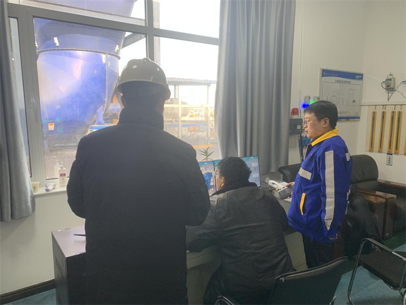 新型能源公司陜北地區首個余熱利用項目在檸條塔礦業成功試運行1.png 新型能源公司陜北地區首個余熱利用項目在檸條塔礦業成功試運行1.png