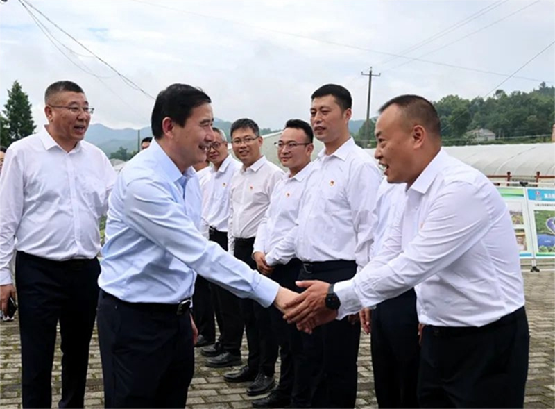 陜煤集團(tuán)召開(kāi)2023年助力鄉(xiāng)村振興工作推進(jìn)會(huì)2.jpg