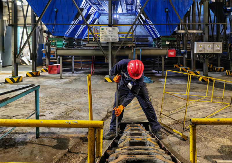 神木分公司:運行二班的“運老摳”1.png 神木分公司:運行二班的“運老摳”1.png